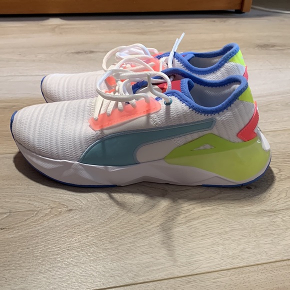 NWOT PUMA Cell Plasmic Sneakers Women's size 7 - Picture 3 of 15